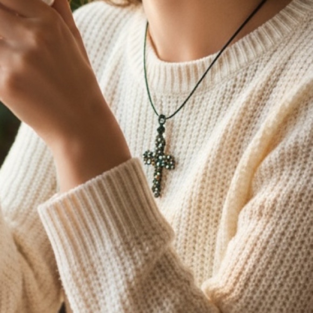 Sparkling Hand-Beaded Cross Pendant Necklace (Sea Green) - Picture 2 of 3